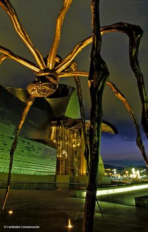 Araña Mamá. Museo Guggenheim. Bilbao. Vizcaya. País Vasco.